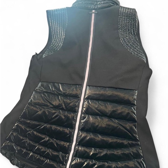 Blanc Noir Black Quilted Vest - Picture 4 of 10